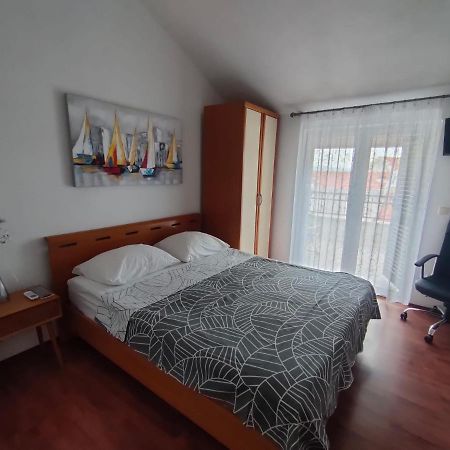 Baska Voda - Apartmani Vesna Rum bild